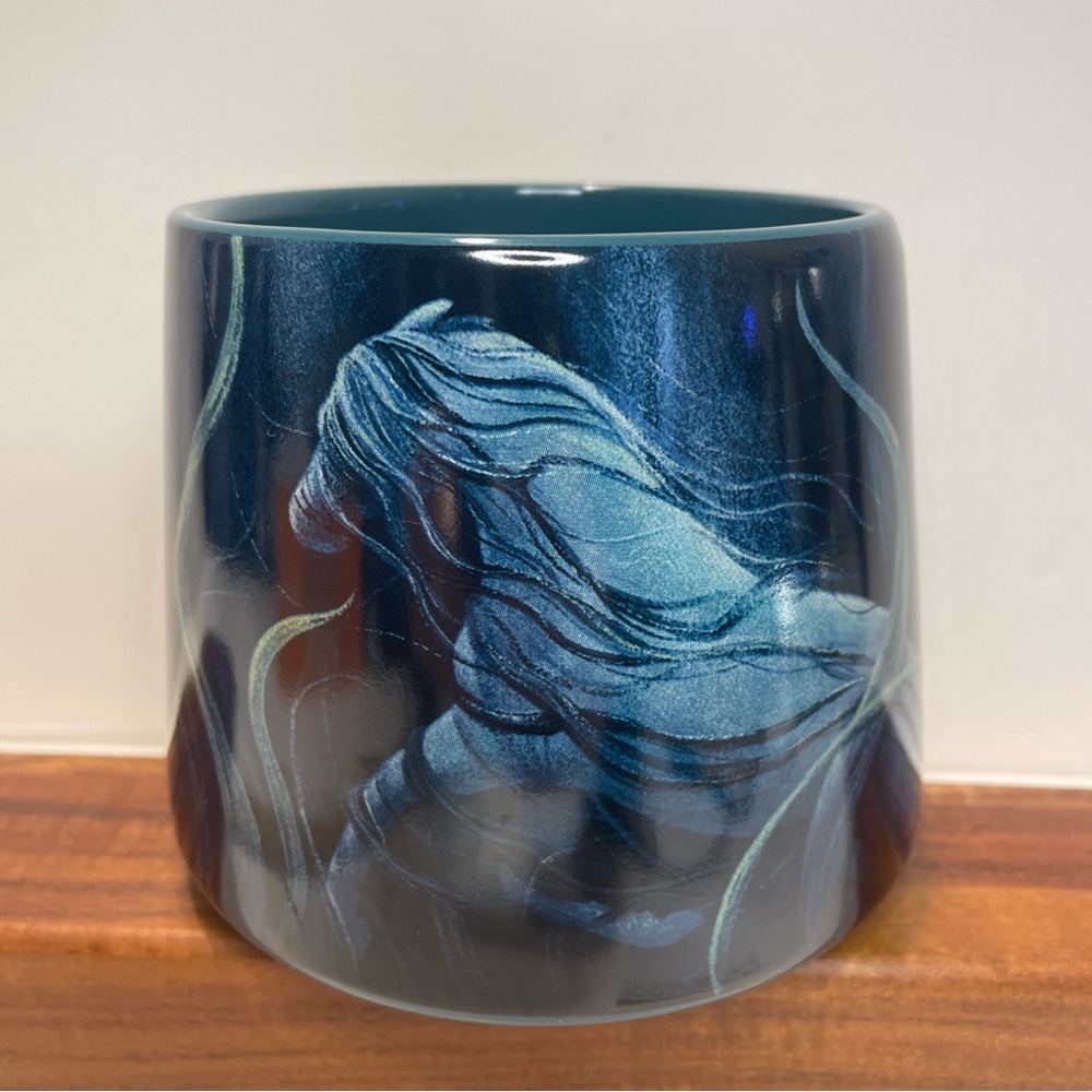Illumicrate Underwater Haven Ceramic Pot & Travel Case